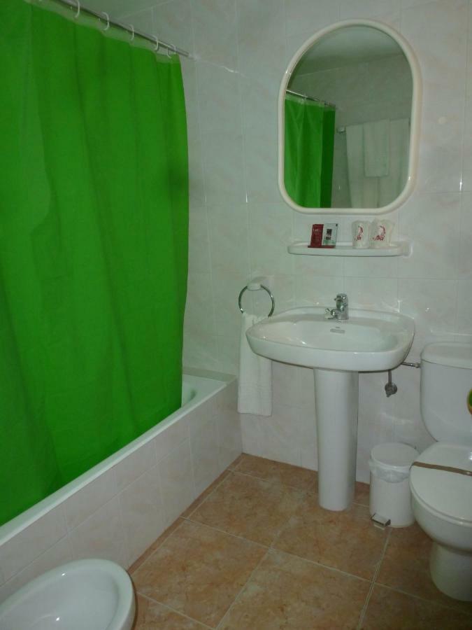 Hostal Cortes Garrucha Exterior photo
